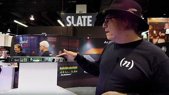 [bild] Paul Erlandson demonstrerar Aurora(n) på Winter NAMM 2017 (öppnar video i nytt fönster)